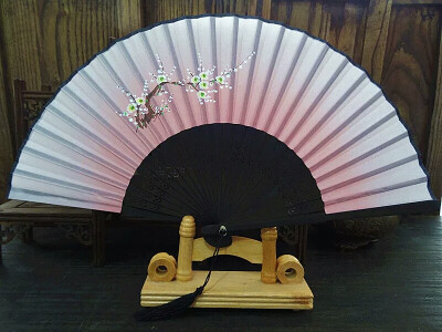 汉服用渐变绢丝折扇工艺扇