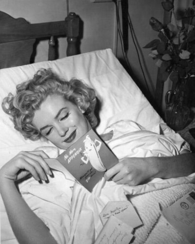 玛丽莲·梦露(marilyn monroe,1926-1962),1926年6月1日出生在加利福