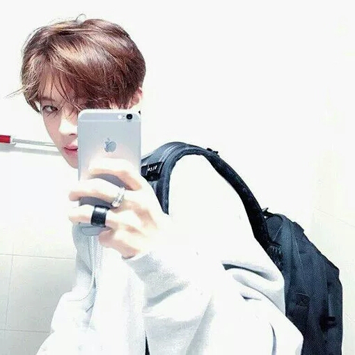 の自截男头 男头 森系 欧美 硬汉 韩系 韩风 清新 网红 潮流 男生头像