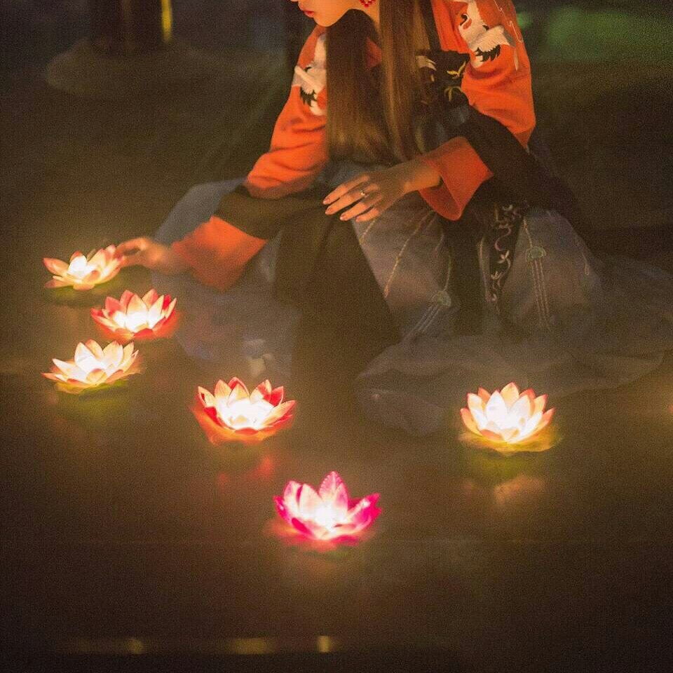 古风头像,女头,许愿,莲花灯