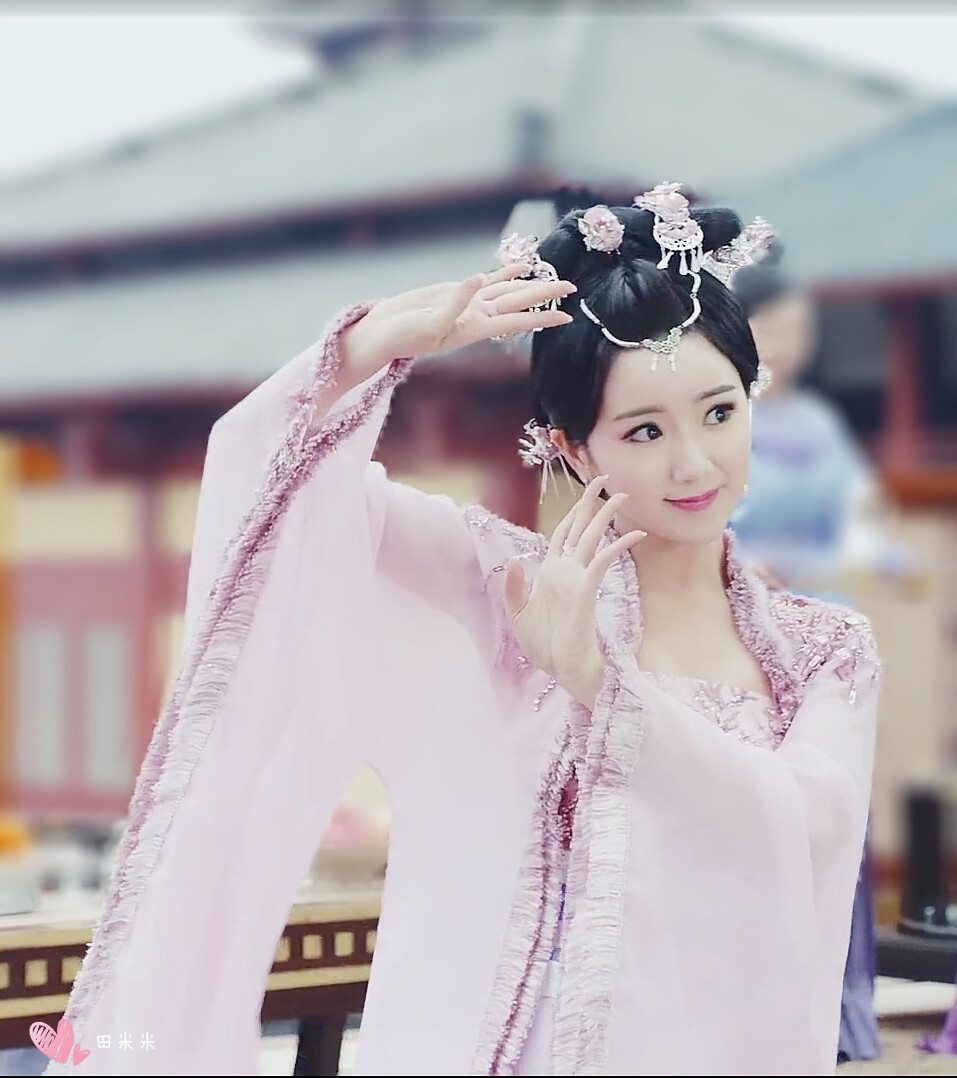 毛晓彤《锦绣未央【李常茹】