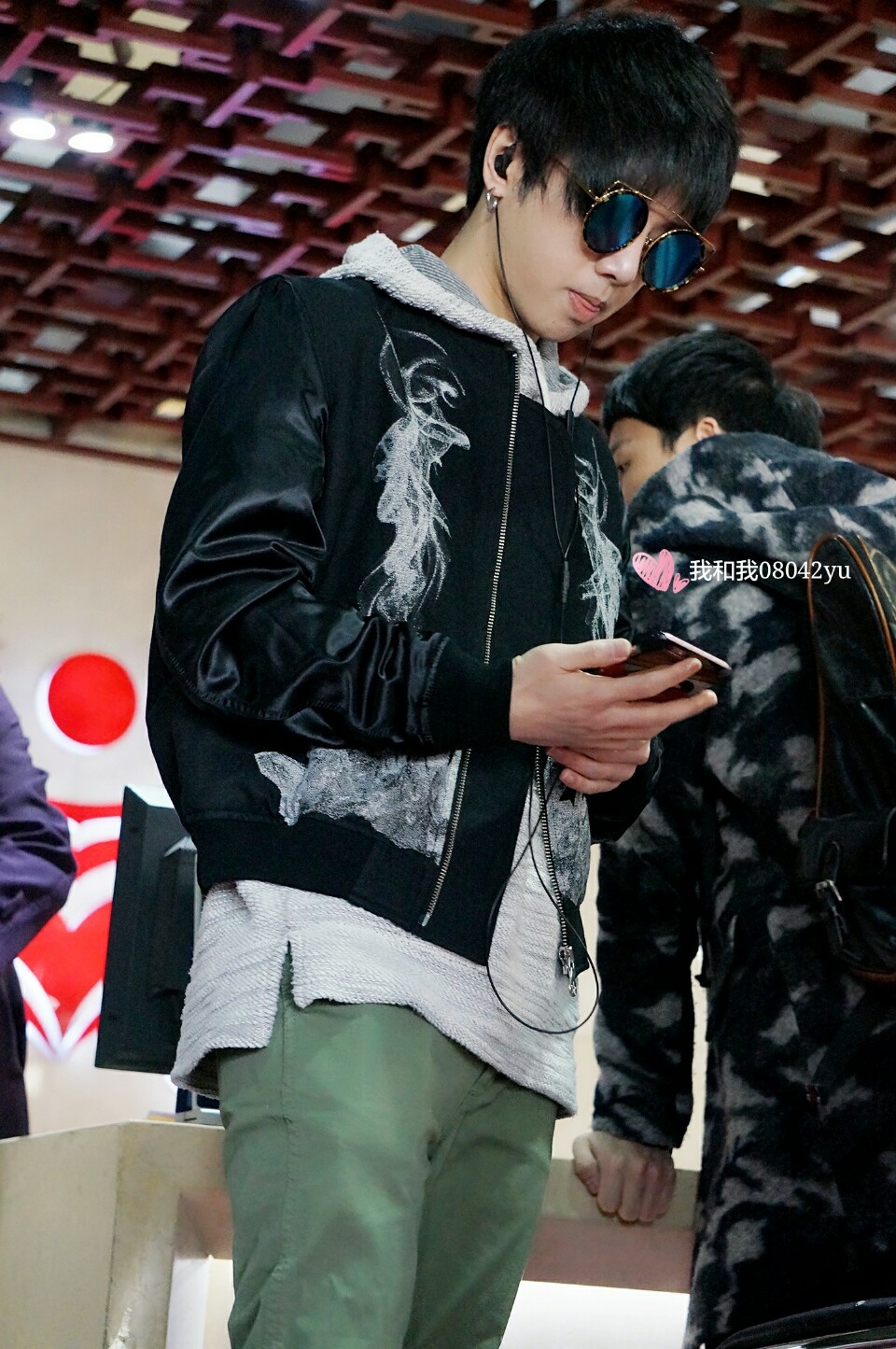 华晨宇 行程 2016.12.22 北京——海口 高清壁纸