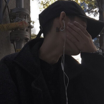 头像高清男生高冷