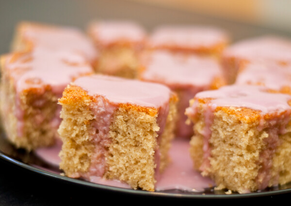 Ultimate Jiggly Castella Cake Recipe: Fluffy and Delicious Japanese Sponge Cake