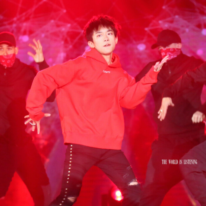 易烊千玺 #tfboys 1128易烊千玺十六岁生日会 高清 帅气 舞蹈担当易