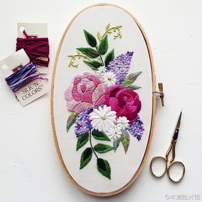 手作#清新的花草刺绣艺术.| namaste_embroidery,更多:o网页链接