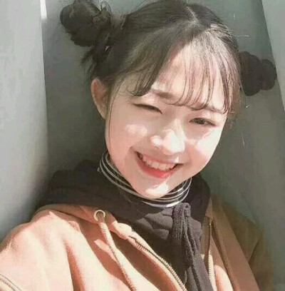女头 森女 森系 意境 治愈系 自截头像 校园 匆匆那年 情感 黑白 爱情