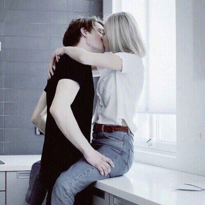 skam noora william