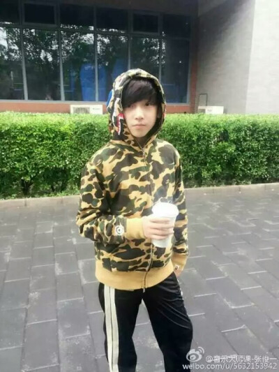 yhboys张俊一