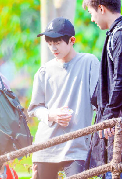 华晨宇放开我北鼻