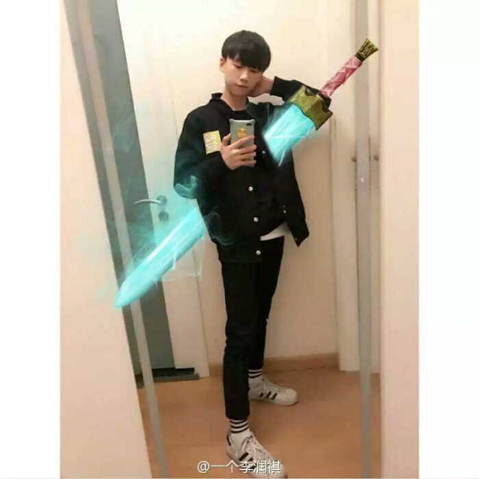 李润祺 