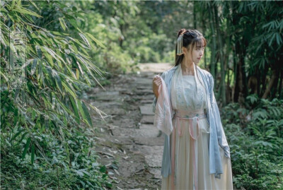 小起,半藏森林 ,三十六雨 , 汉服