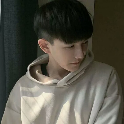 男头 男生头像 韩系头像.酷の 键盘情话