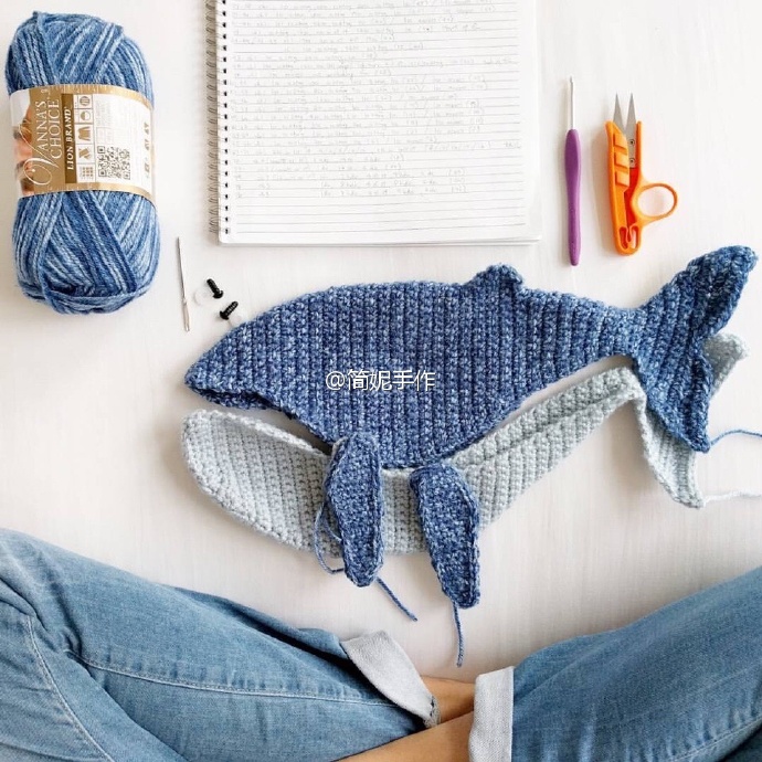钩织小动物-鲸鱼-抱枕-有图解