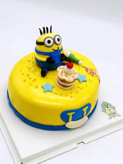 熊小糖【3d立体玩偶蛋糕】小黄人 淘宝店:熊小糖创意烘焙王国 微信