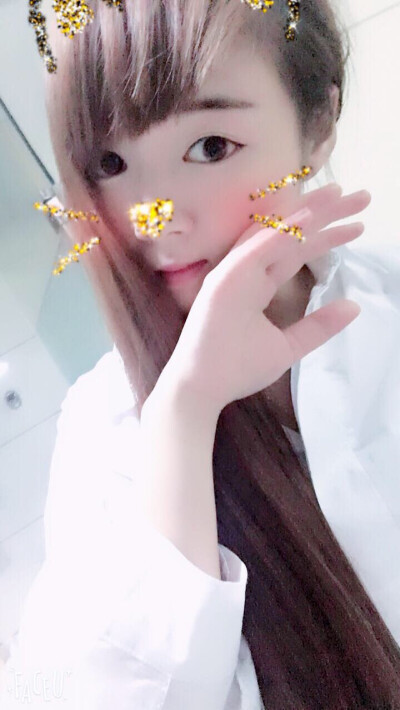 聋子听见哑巴说瞎子看见了爱情
