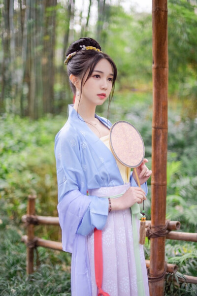 唯美,小清新,汉服,古装,古风,古风头像,古风女头,禁二传 by浅醉