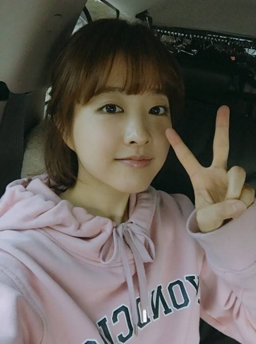 好可爱的剪刀手