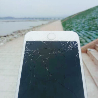 晨跑顺便给手机换了 碎碎平安 屏保,忍不住给自己点赞(t_t)(_`)