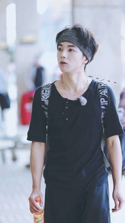 发布到  花花 图片评论 0条  收集   点赞  评论  华晨宇旅途的花样