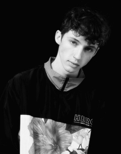 connor谈到troye,connor franta 图片评论 0条 收集 点赞 评论 connor 0 1 盐昔 发布到 troye