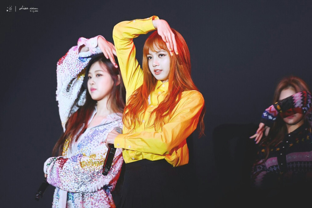 blackpinkyg女团lisa超有范