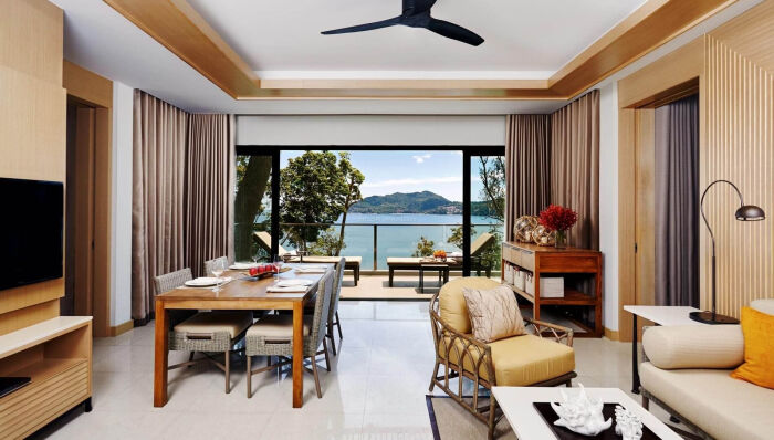 客餐厅与阳台无门装修效果图