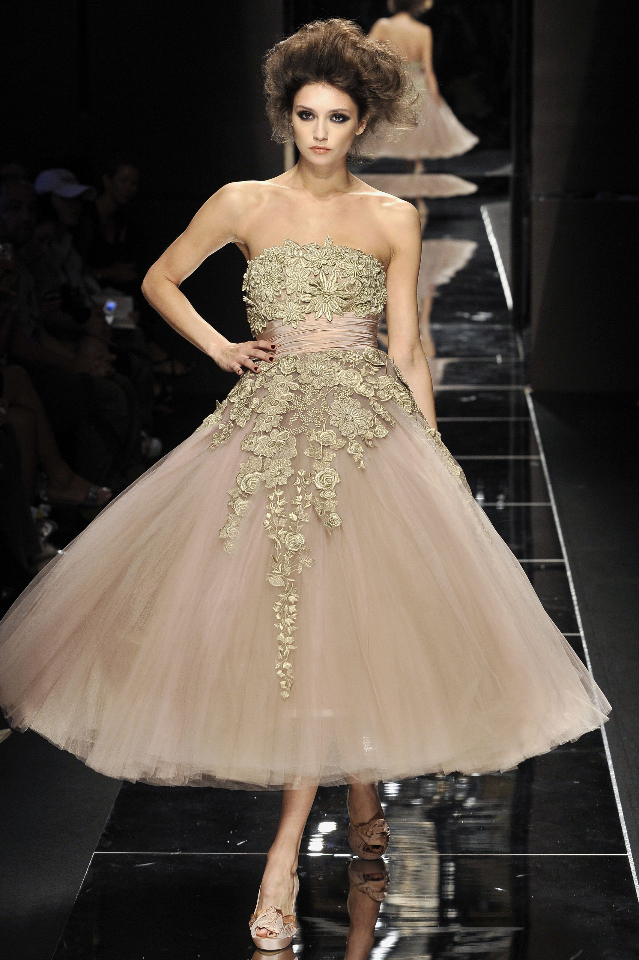 elie saab(艾莉·萨博)巴黎时装周2008秋冬高级定制发布会