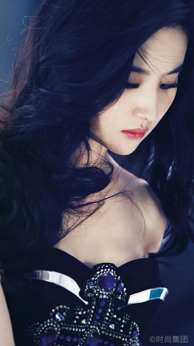 刘亦菲 @cosmo