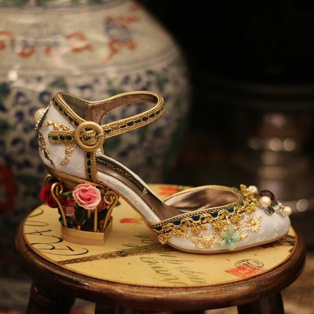 复古宫廷婚鞋