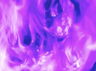 霸气的紫色火焰图片图片