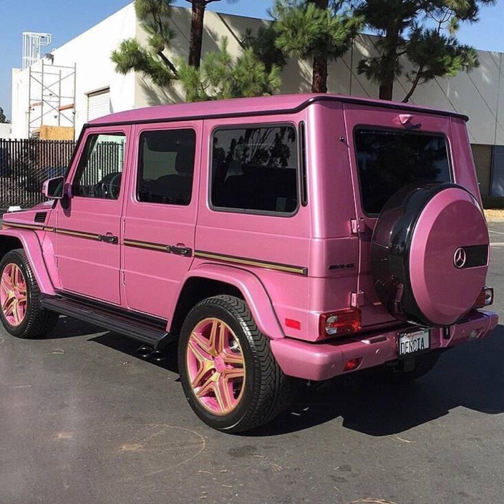 粉红色的车