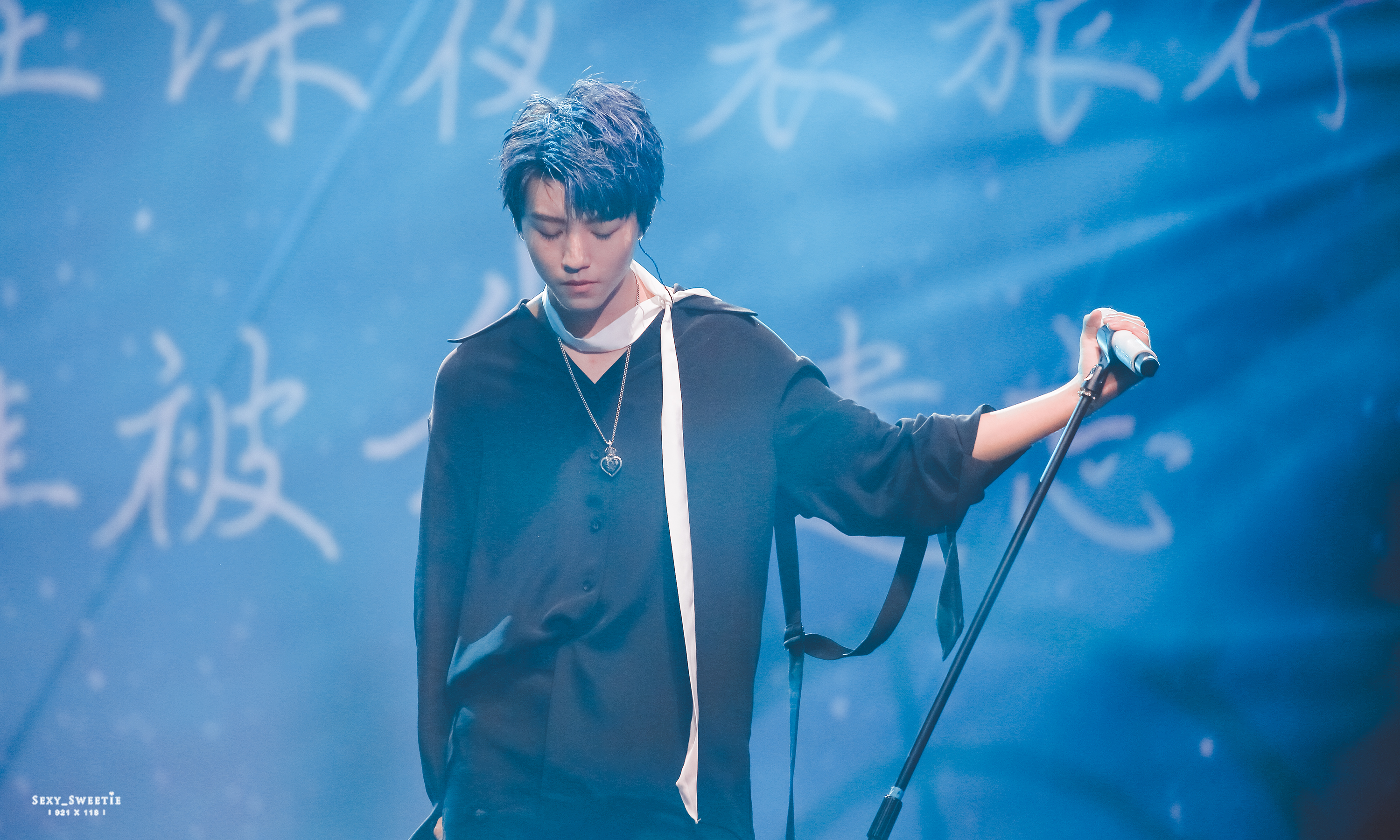 13 tfboys南京四周年演唱会… - 堆糖,美图壁纸兴趣社区