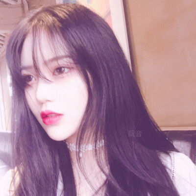 【毘湿婆】:女生头像.御姐.黑白头像.个性.欧美头像.酷劲.韩范头像.