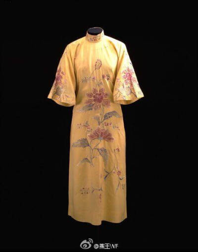 民国倒大袖旗袍