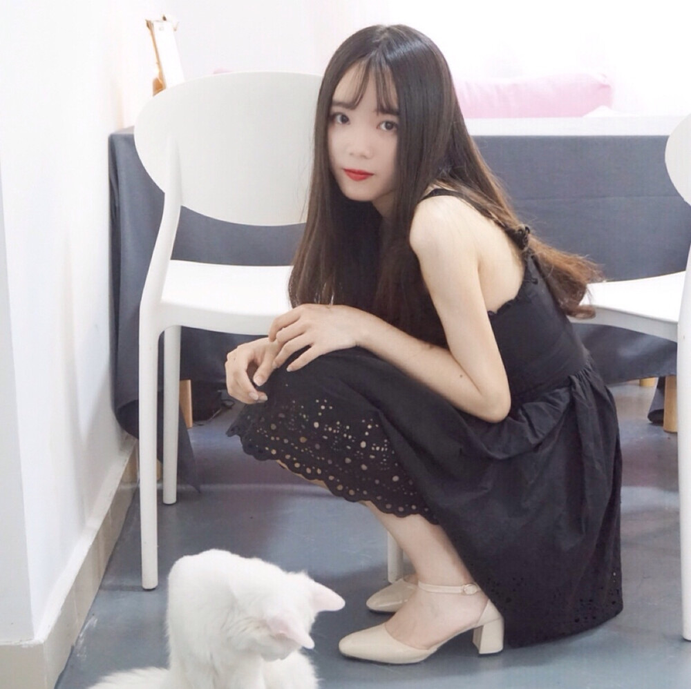 韩系 女生 欧美 半身 唯美 遮脸 镜子照 中式风 安静 可爱 卖萌 个性