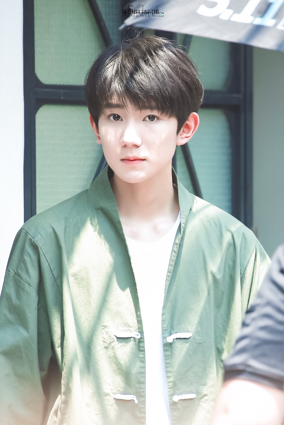 王源oppo微电影拍摄/2017 《奇怪名宿》