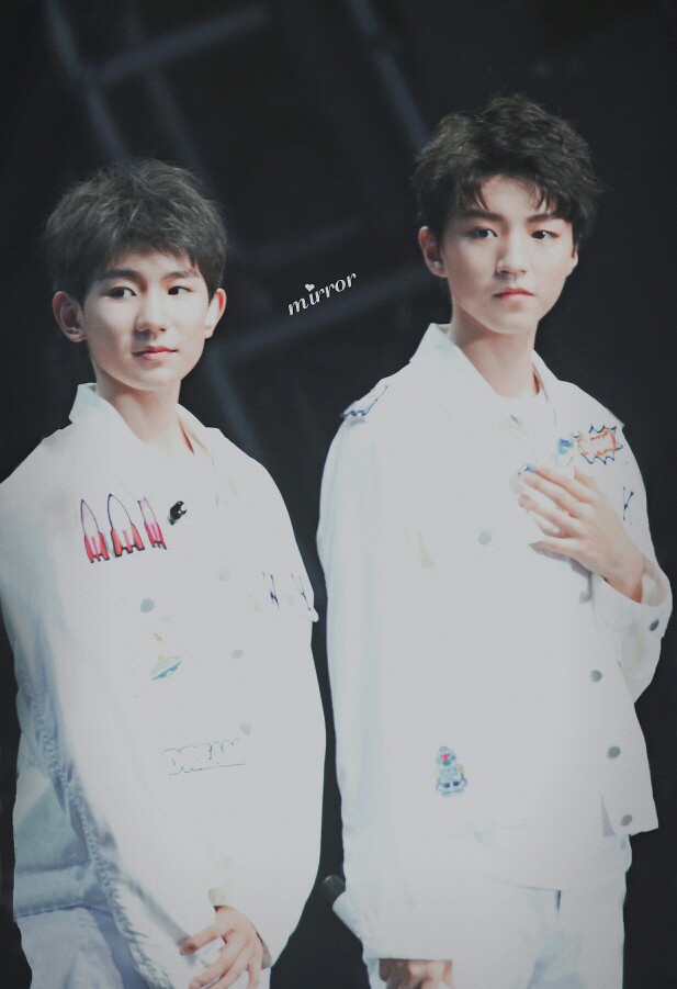 凯源#演唱会高清壁纸 cr.微博