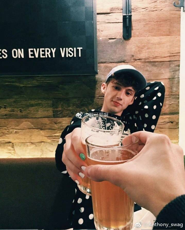 troye sivan 戳爷.欧美头像