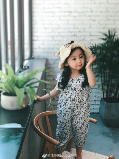 沈佳昕baby