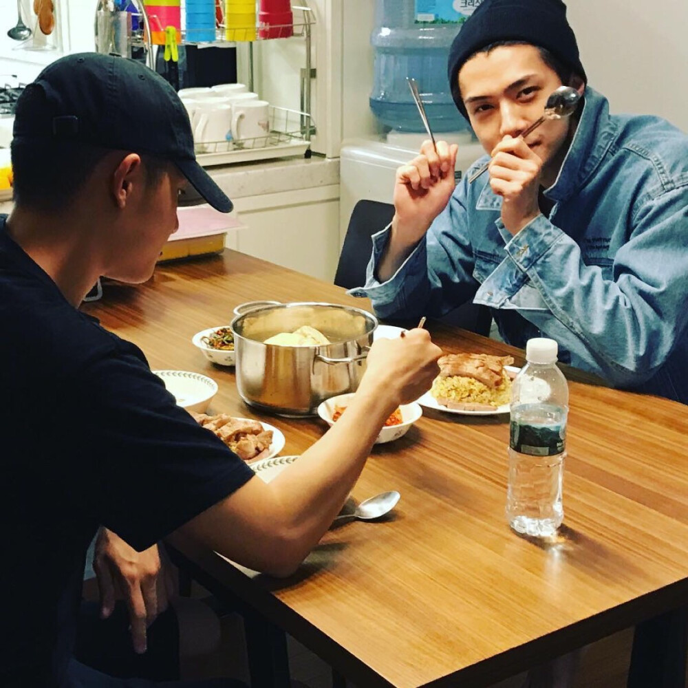 吴世勋ins微博同步感侣