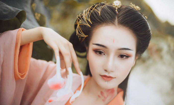 汉服,古风女头,真人,国色天香,妖娆,邪魅,嗜血,冷血,冰艳,可爱,清纯