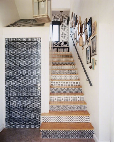 楼梯· 花砖