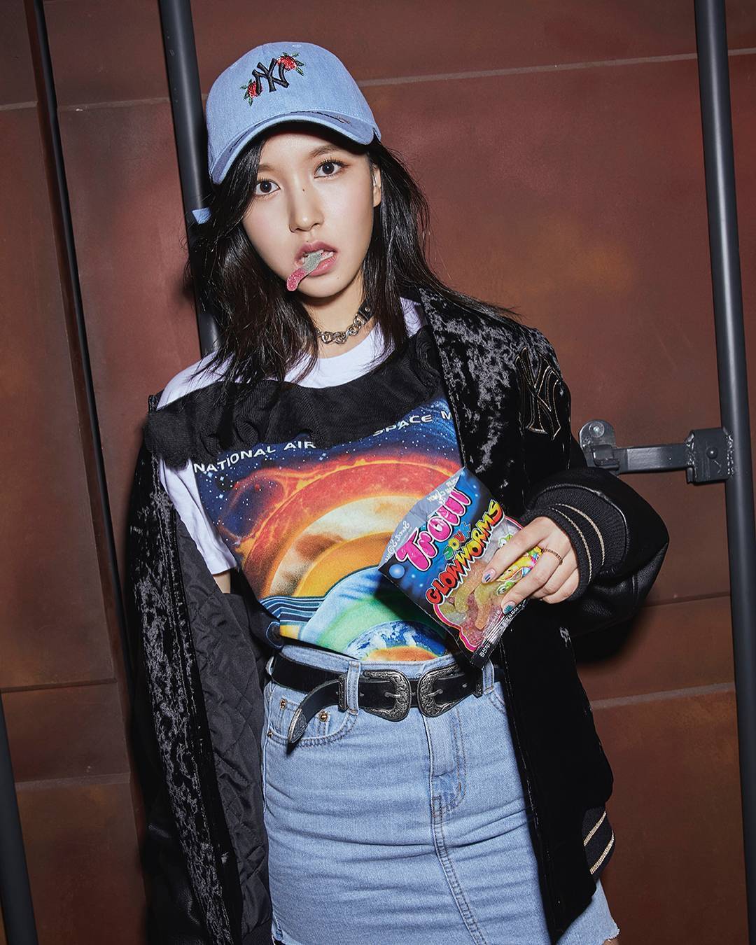 名井南 mina 1997年3月24日出生于美国德州圣安东尼