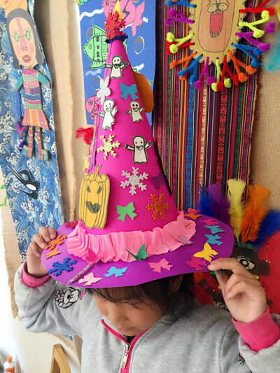 麦田少儿美术学生作品,万圣节魔法帽