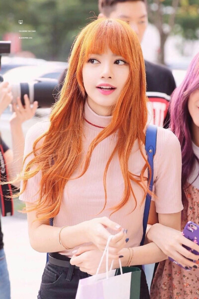 blackpink lisa 堆糖,美图壁纸兴趣社区