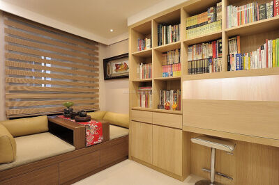 长方形书房榻榻米装修效果图