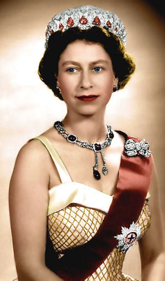 英国女王漂亮的照片图片