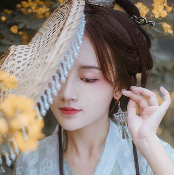 古风汉服 〕自截" 女生头像