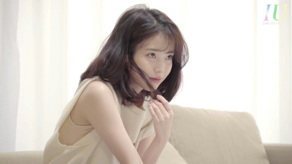 iu 李知恩 criumushimushi 